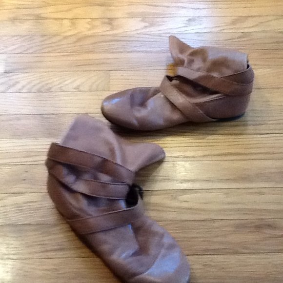 Light Cognac Colored Slouch Leather Boots - Picture 4 of 4